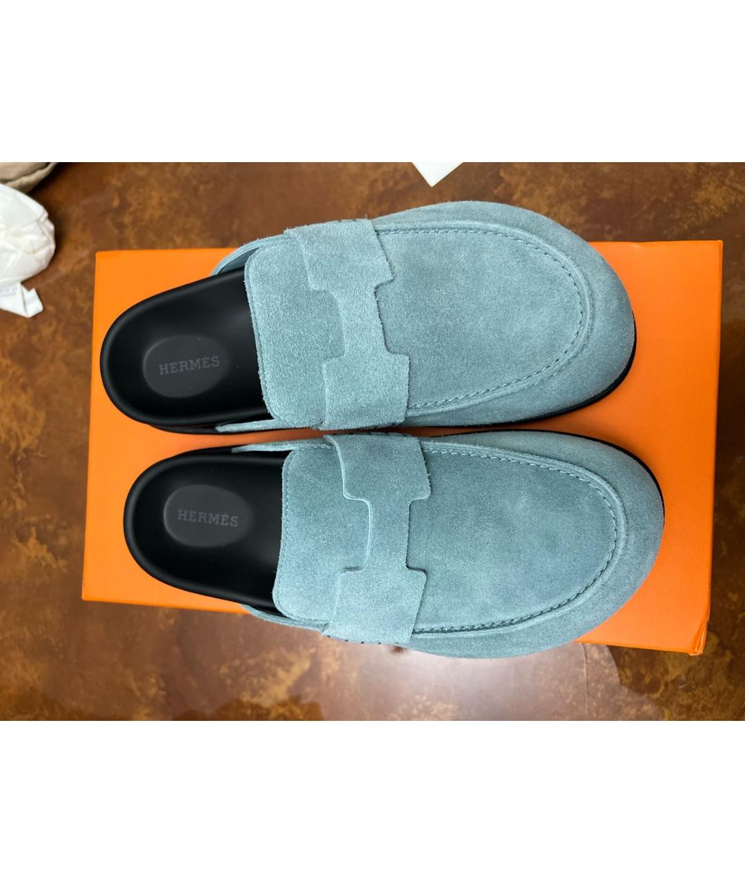 HERMES Голубые замшевые сабо, фото 3