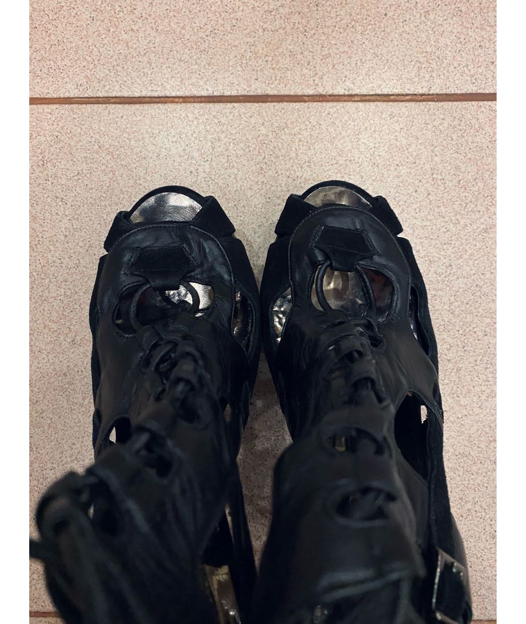 BARBARA BUI Черные кожаные туфли, фото 3