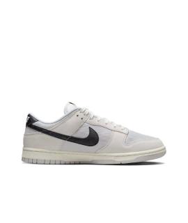 

Низкие кроссовки / кеды NIKE