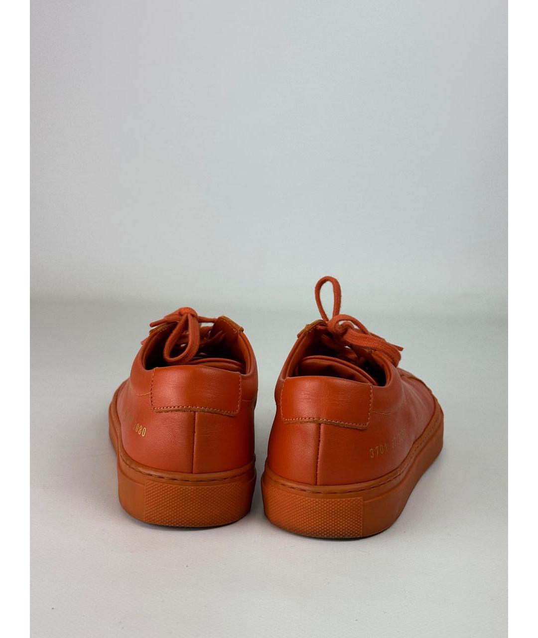 COMMON PROJECTS Оранжевое кожаные кеды, фото 4