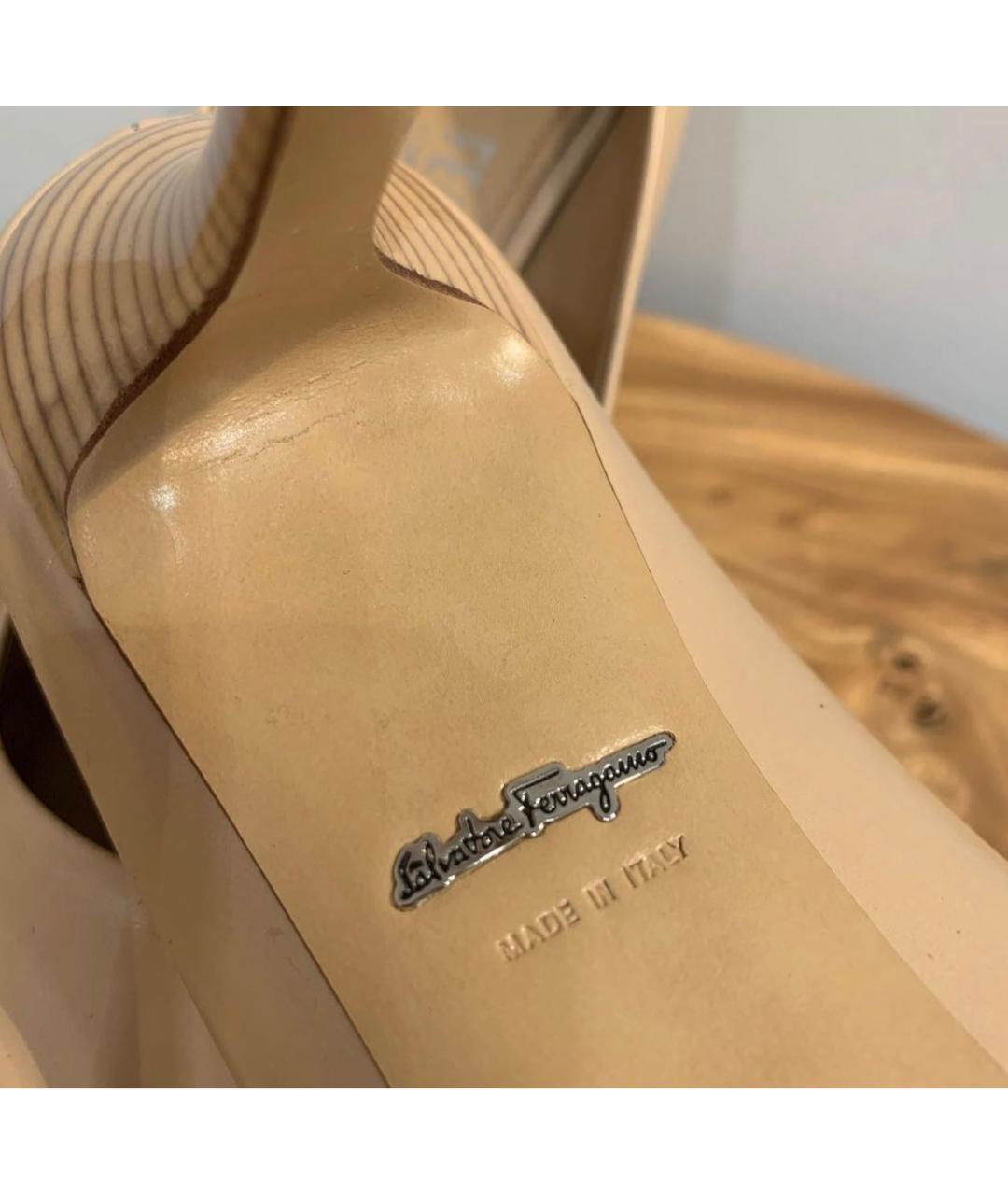 FERRAGAMO Бежевые кожаные туфли, фото 3