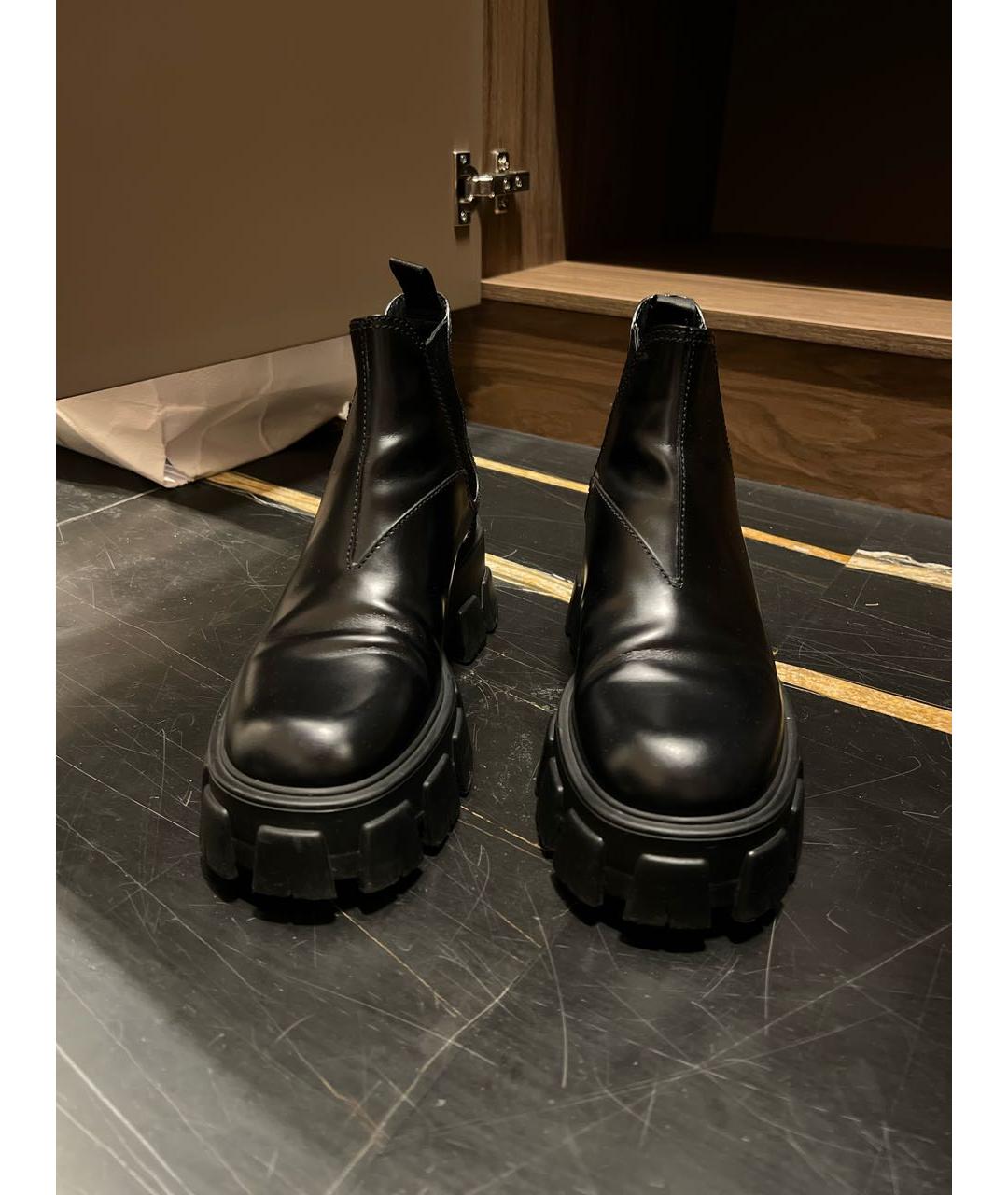 PRADA Черные кожаные ботинки, фото 2