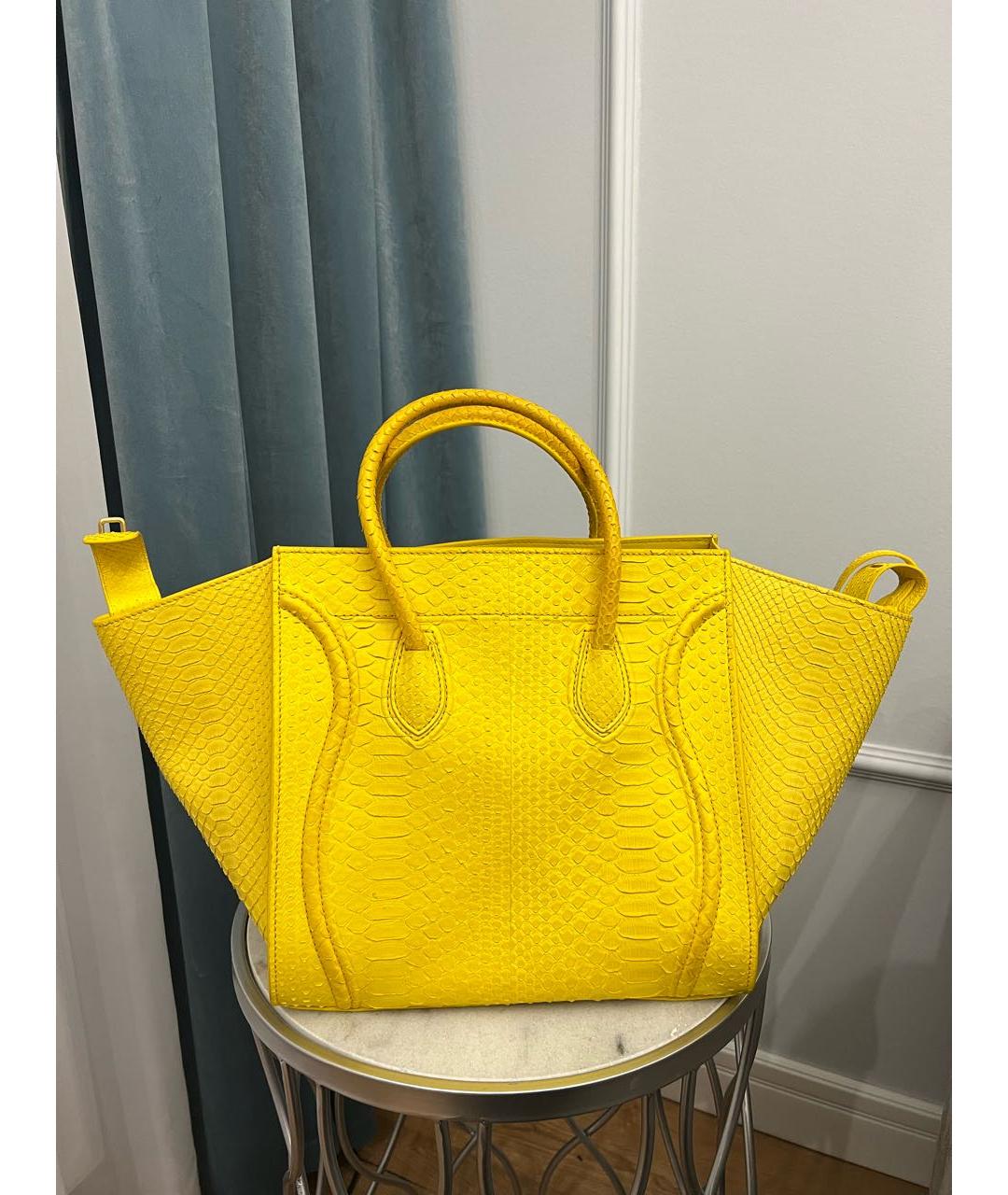 CELINE PRE-OWNED Желтая сумка с короткими ручками из экзотической кожи, фото 2