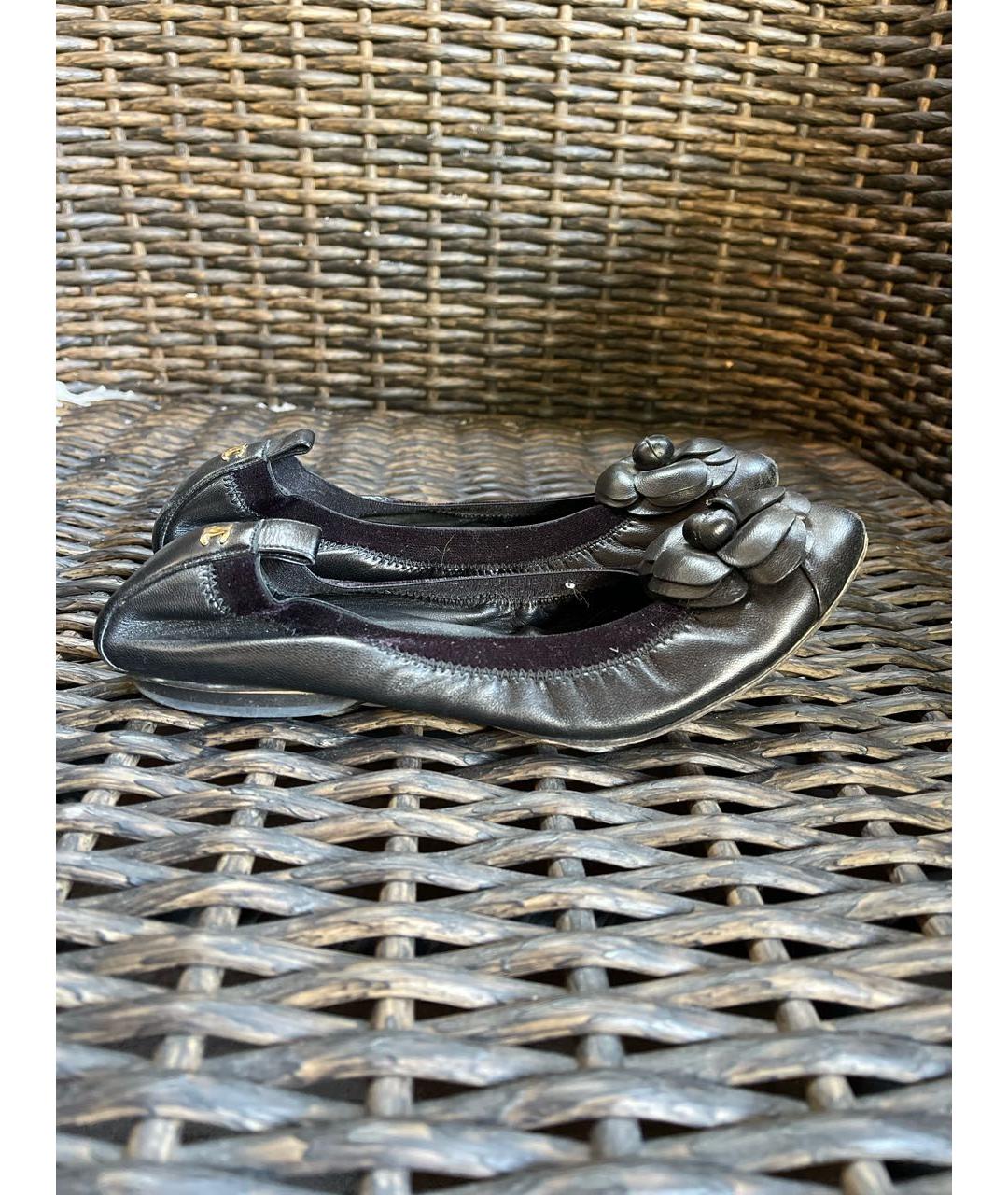 CHANEL PRE-OWNED Черные кожаные балетки, фото 6