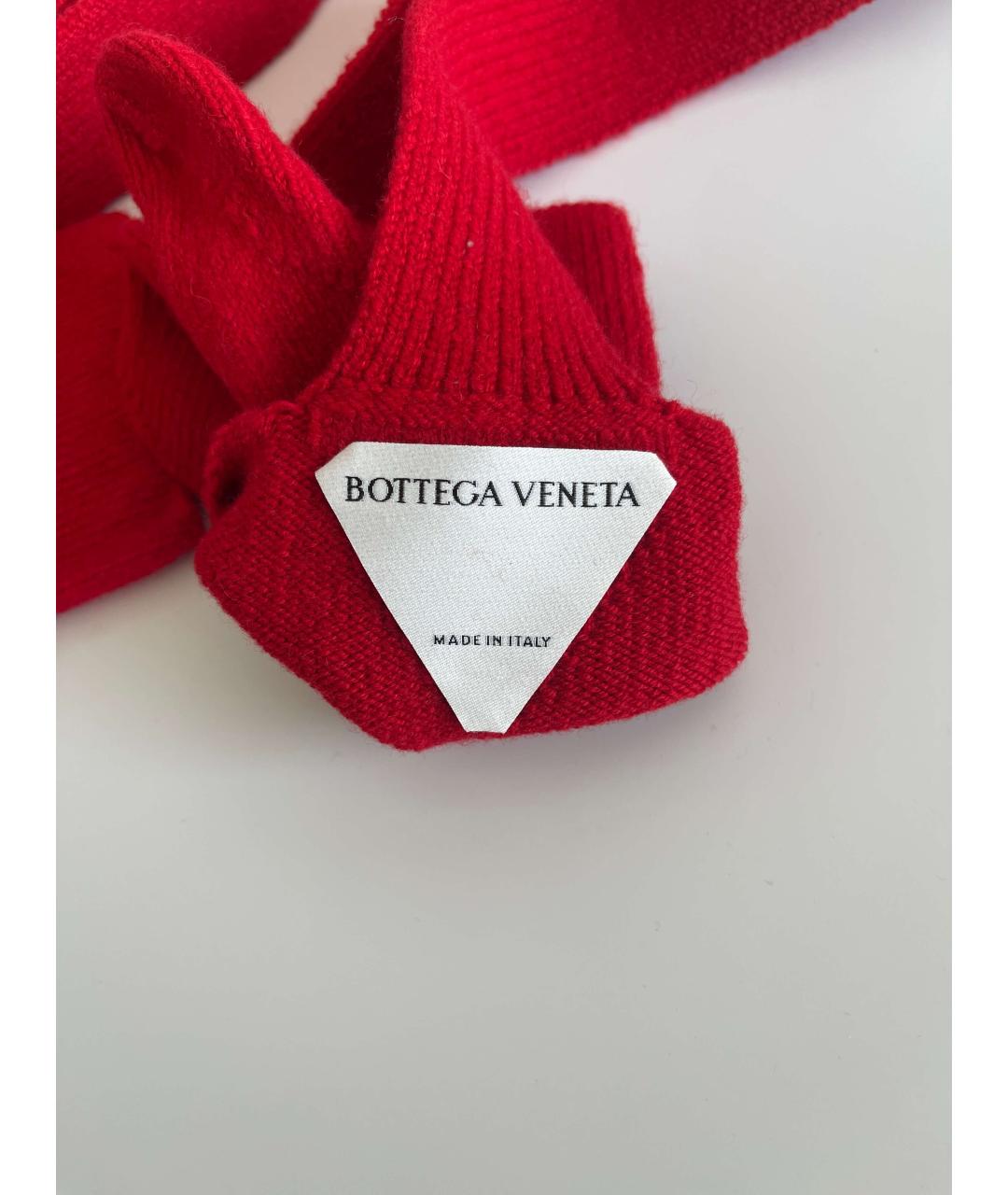 BOTTEGA VENETA Красные шерстяные варежки, фото 2
