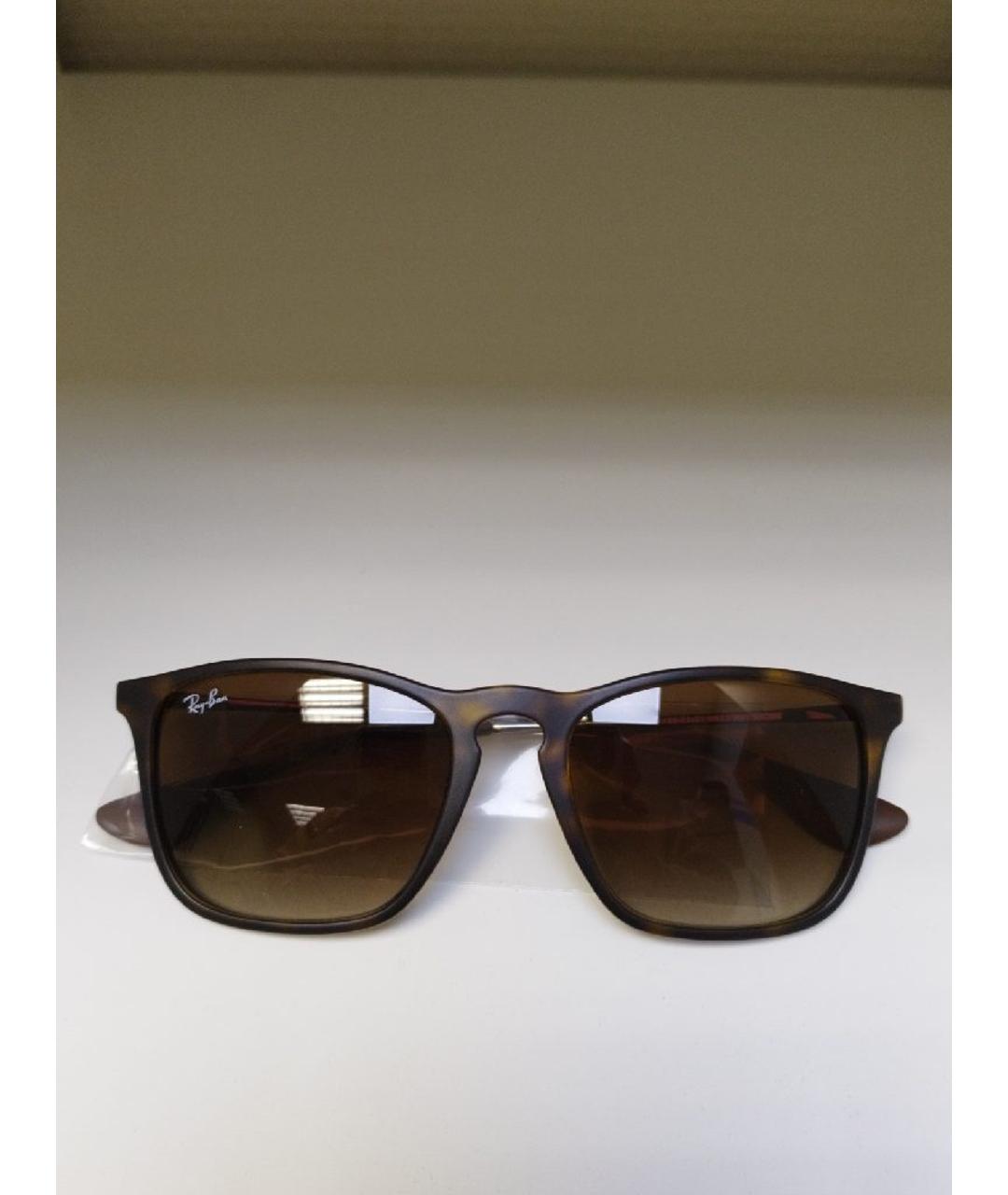 RAY BAN Коричневые пластиковые солнцезащитные очки, фото 7