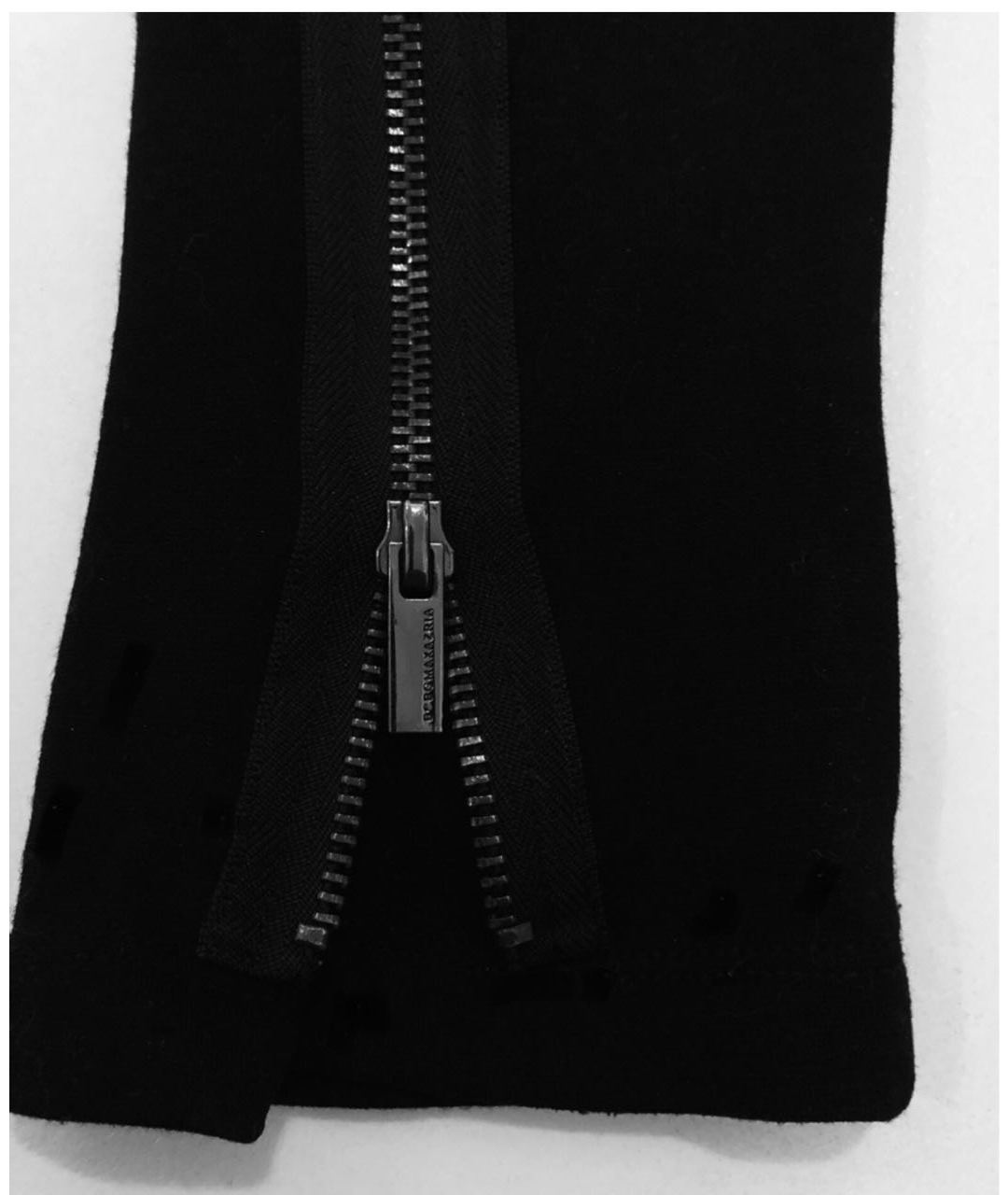 BCBG MAXAZRIA Черные вискозные брюки узкие, фото 4