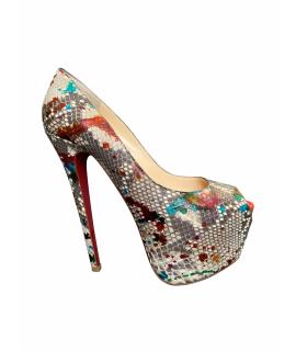 CHRISTIAN LOUBOUTIN Туфли