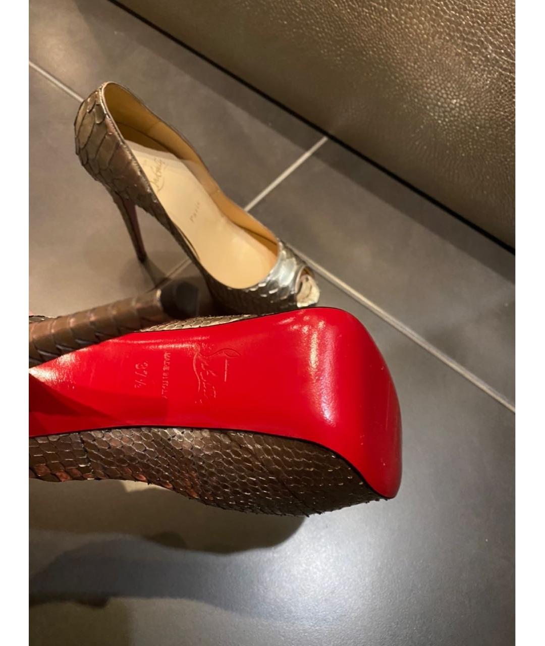 CHRISTIAN LOUBOUTIN Серебряные туфли из экзотической кожи, фото 3