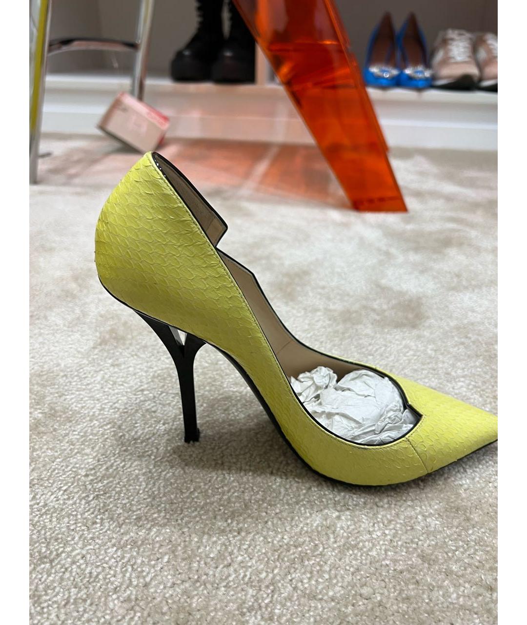 JIMMY CHOO Желтые туфли из экзотической кожи, фото 5