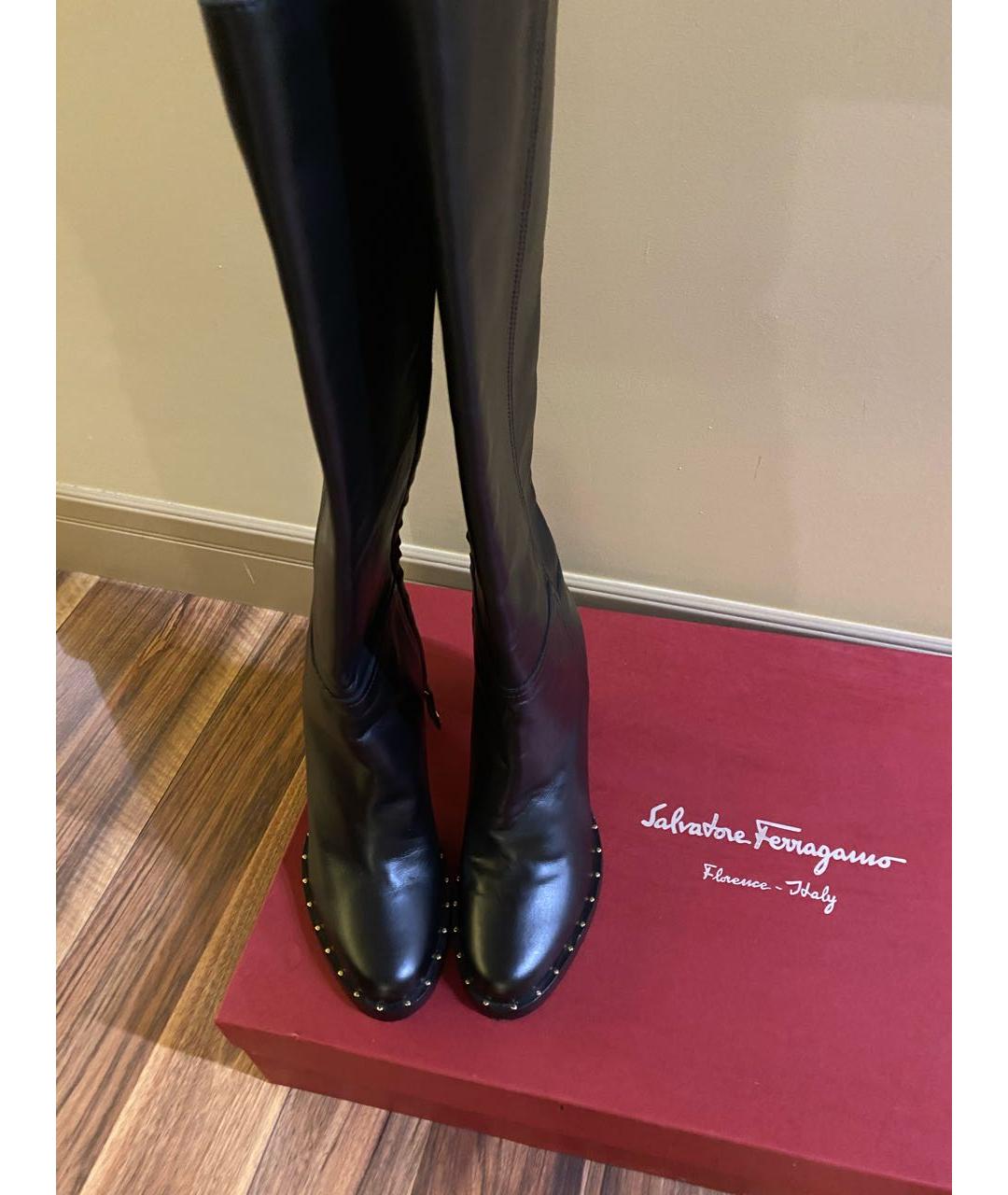 FERRAGAMO Черные кожаные сапоги, фото 5