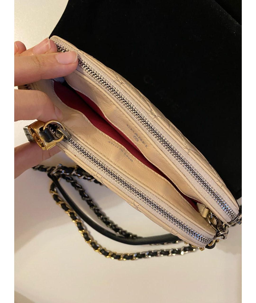 CHANEL Бежевая кожаная сумка через плечо, фото 4