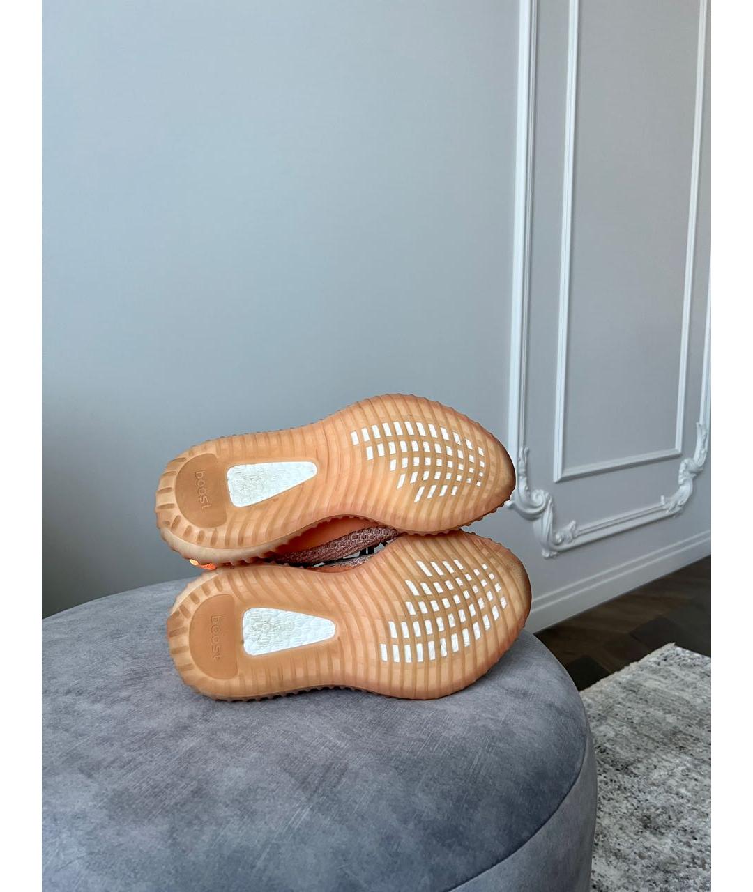 ADIDAS YEEZY Коралловые текстильные кроссовки, фото 6