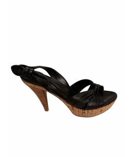 LOUIS VUITTON Босоножки