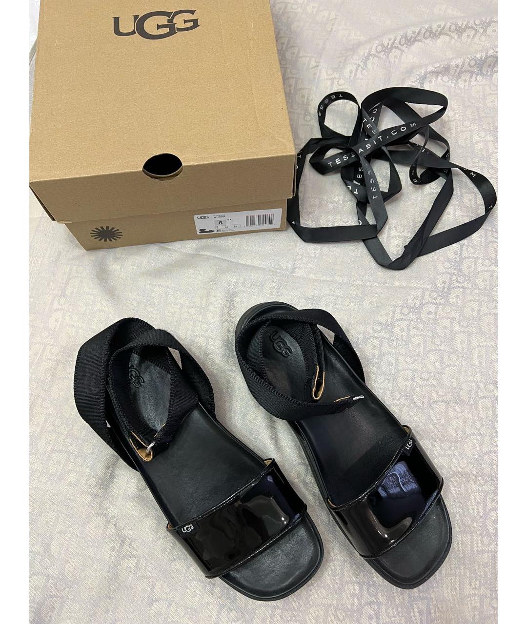 UGG AUSTRALIA Черные сандалии из лакированной кожи, фото 3