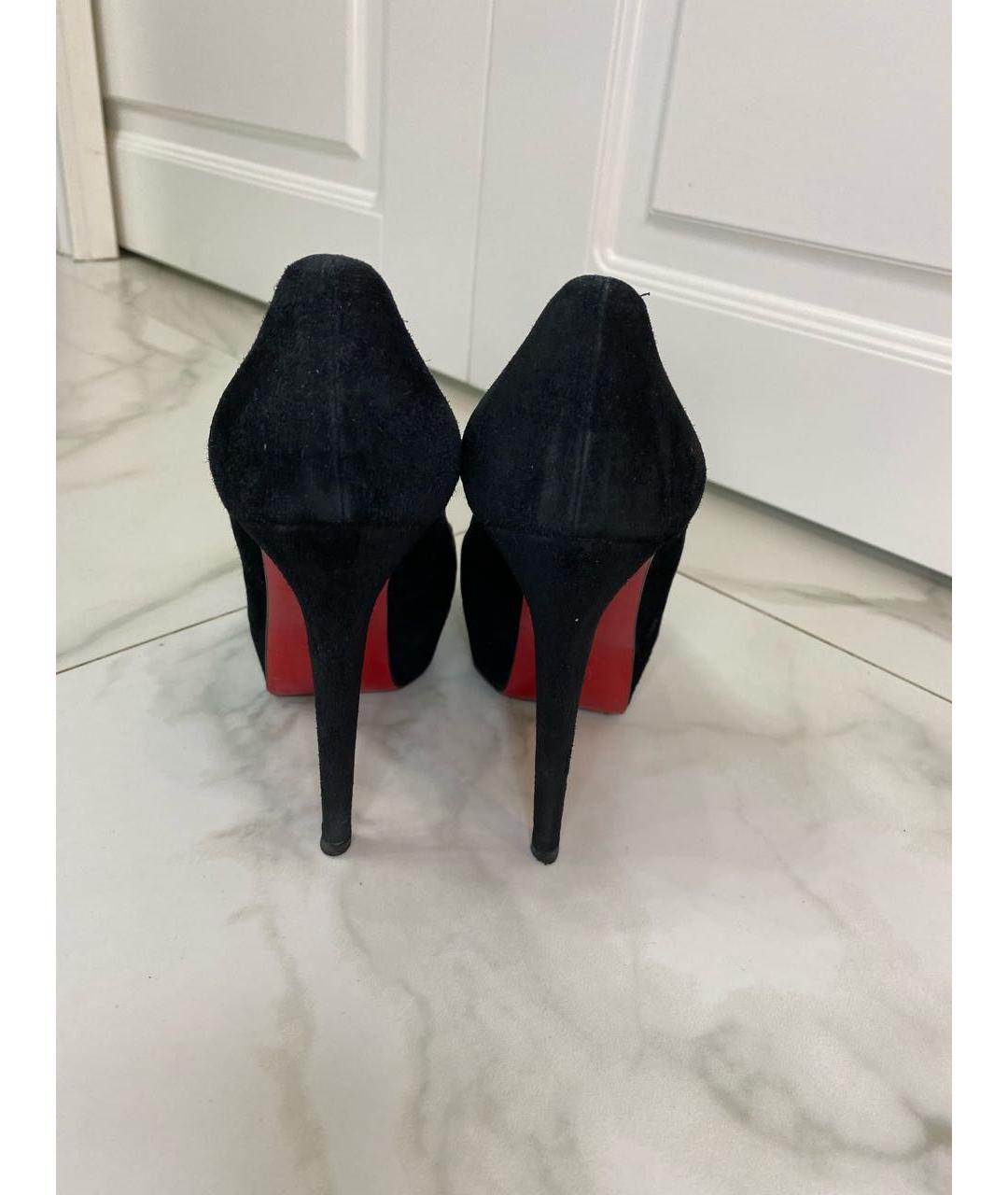 CHRISTIAN LOUBOUTIN Черные замшевые туфли, фото 2