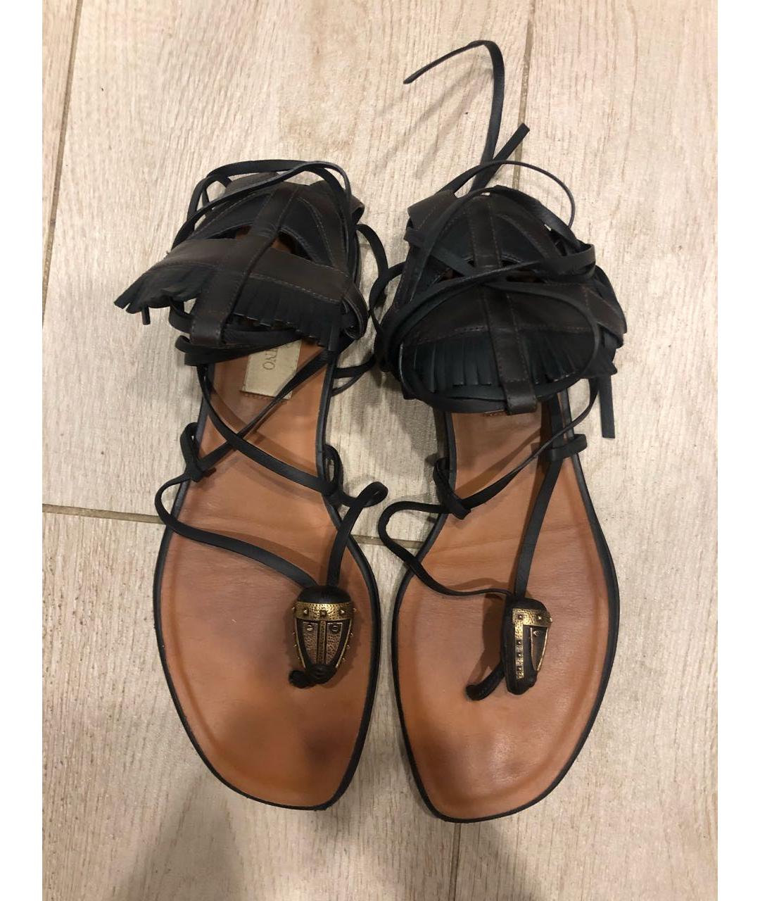 VALENTINO Черные кожаные сандалии, фото 2