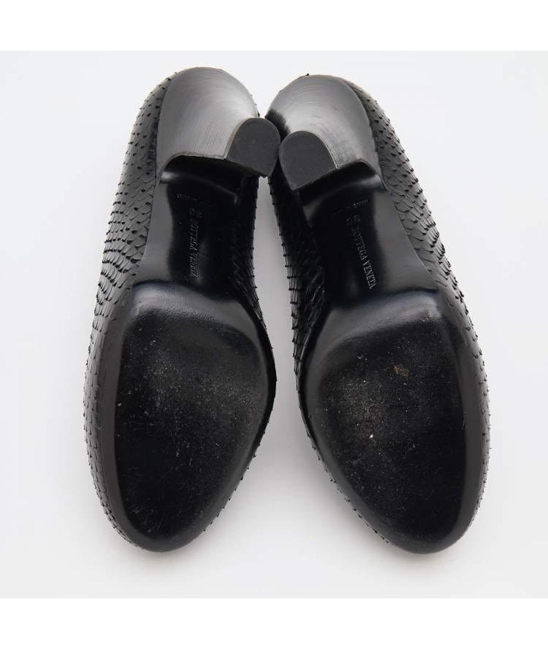 BOTTEGA VENETA Черные туфли из экзотической кожи, фото 6