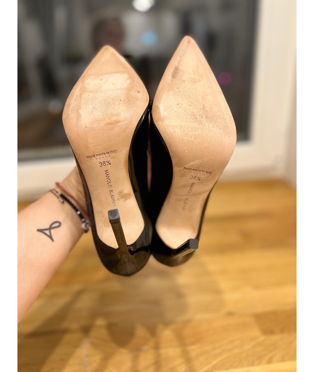 MANOLO BLAHNIK Черные туфли из лакированной кожи, фото 6