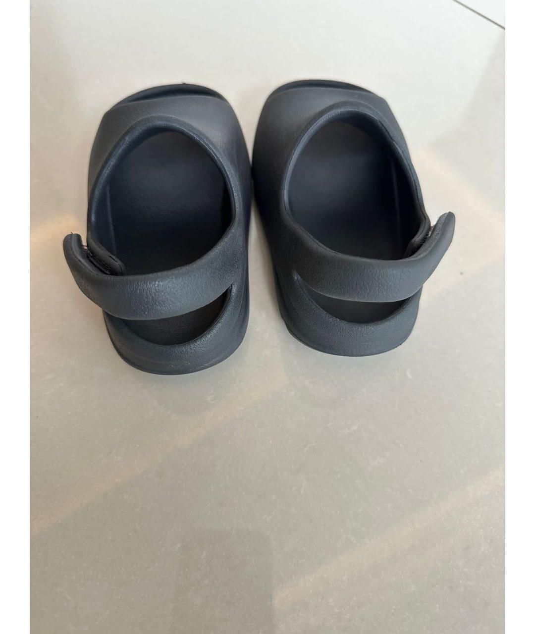 ADIDAS YEEZY Черные резиновые сандалии и шлепанцы, фото 3