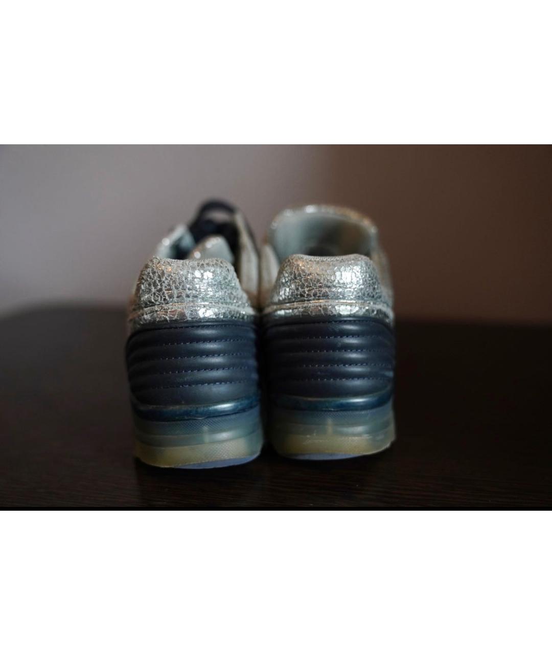 CHANEL PRE-OWNED Серебряные кожаные кроссовки, фото 6